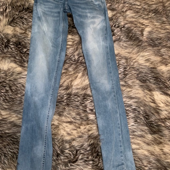 Jeans! - Picture 2 of 3